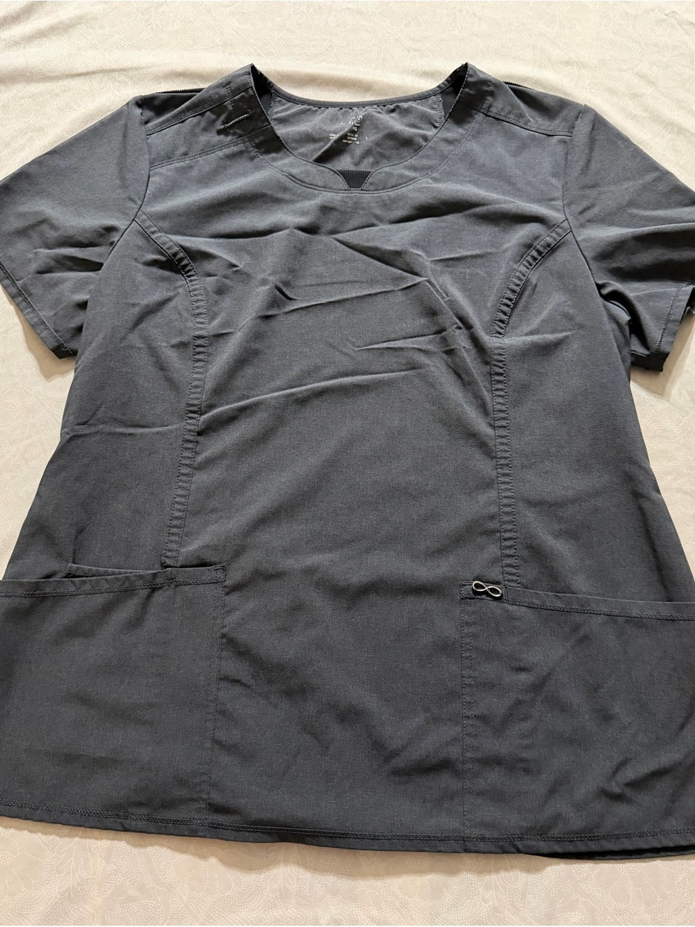 Cherokee Infinity Women’s XL Gray Stretch Scrub Top Nurse Medical Uniform